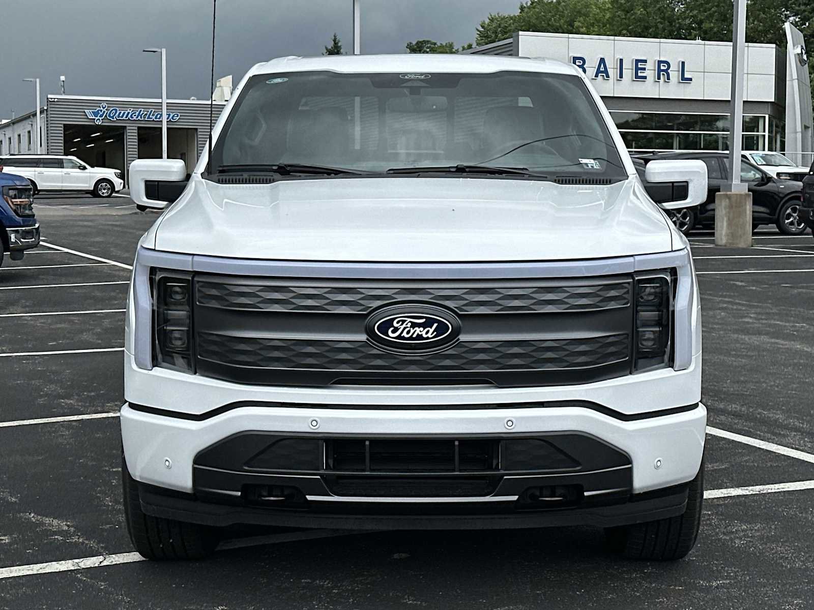 New 2025 Ford F150 Lightning Lariat image 31