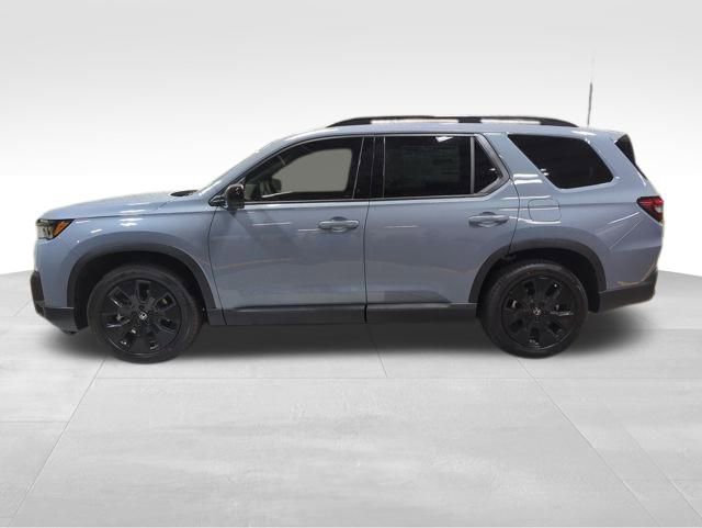 New 2026 Honda Pilot Black Edition image 3