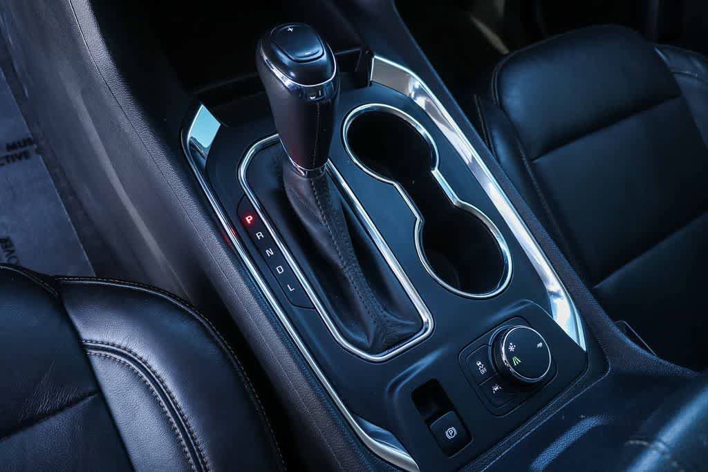Used 2020 Chevrolet Traverse RS w/ LPO, Floor Liner Package FWD image 20