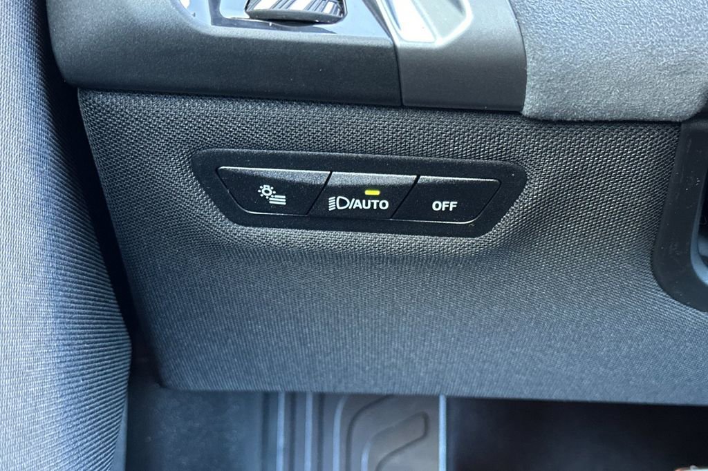 New 2026 BMW iX M70 w/ Executive Package image 32