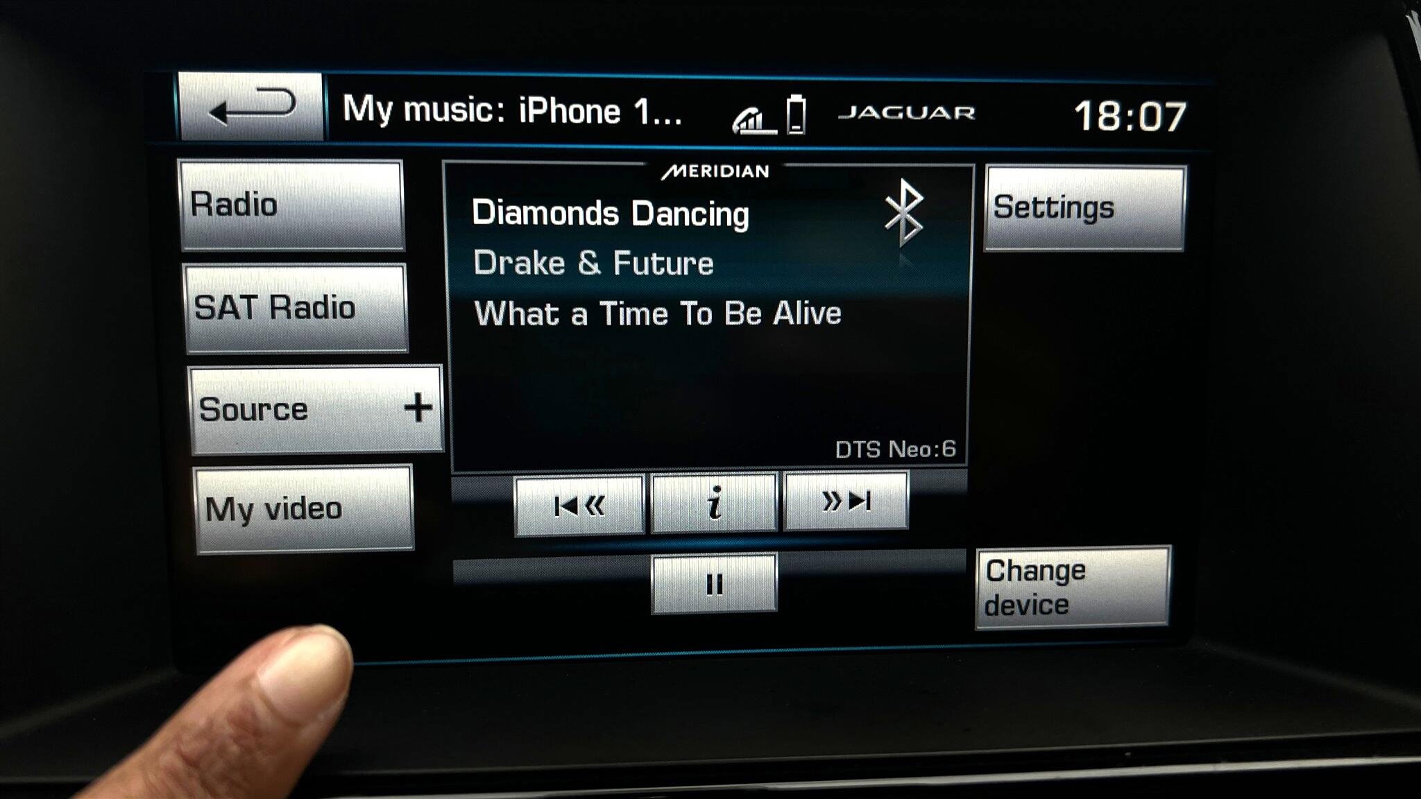 Used 2016 Jaguar F-TYPE S image 26