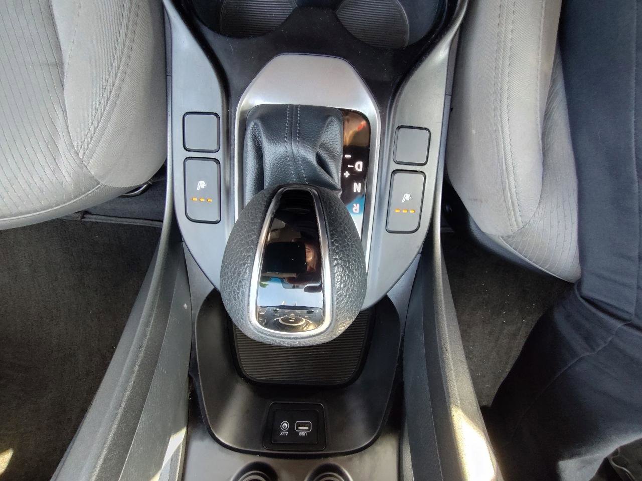 Used 2018 Hyundai Santa Fe Sport w/ 2.4L Value Package 02 FWD image 22
