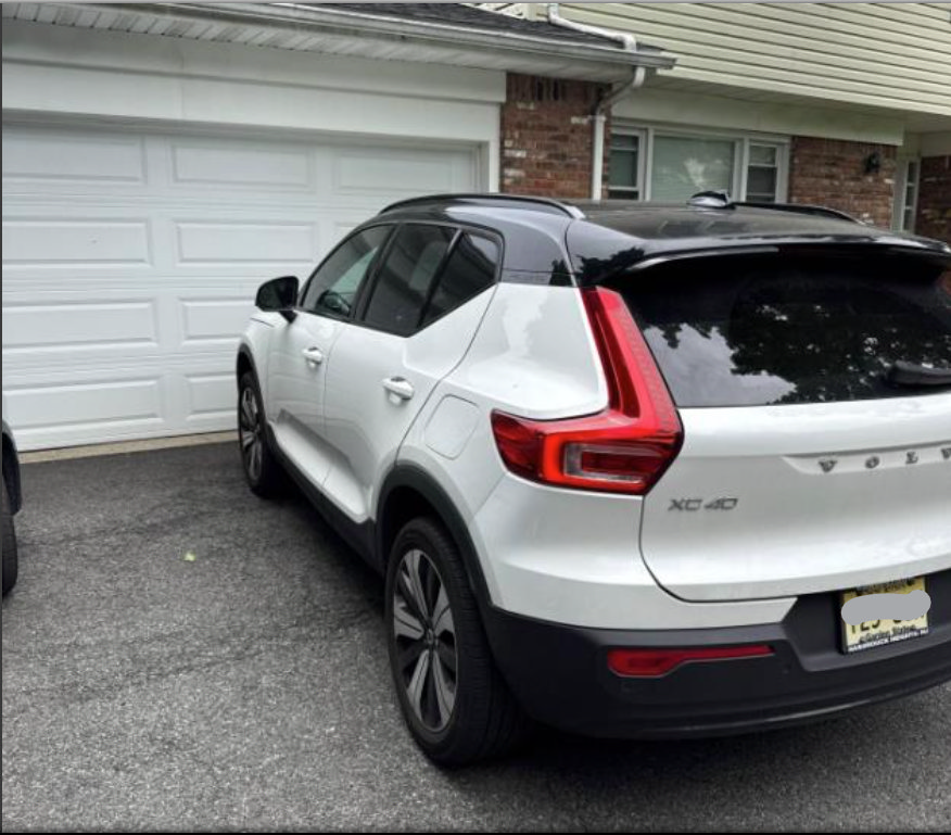 Certified 2023 Volvo XC40 Recharge Plus w/ Protection Package Premier AWD/4WD image 12