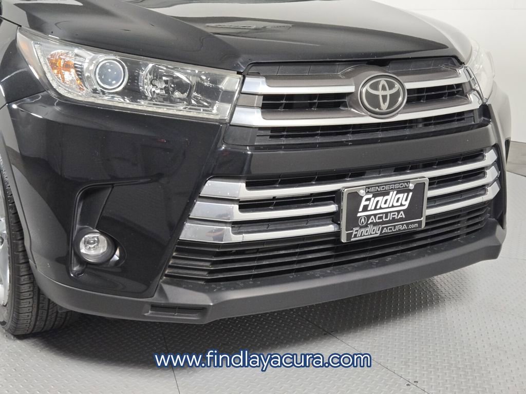 Used 2019 Toyota Highlander Limited FWD image 9