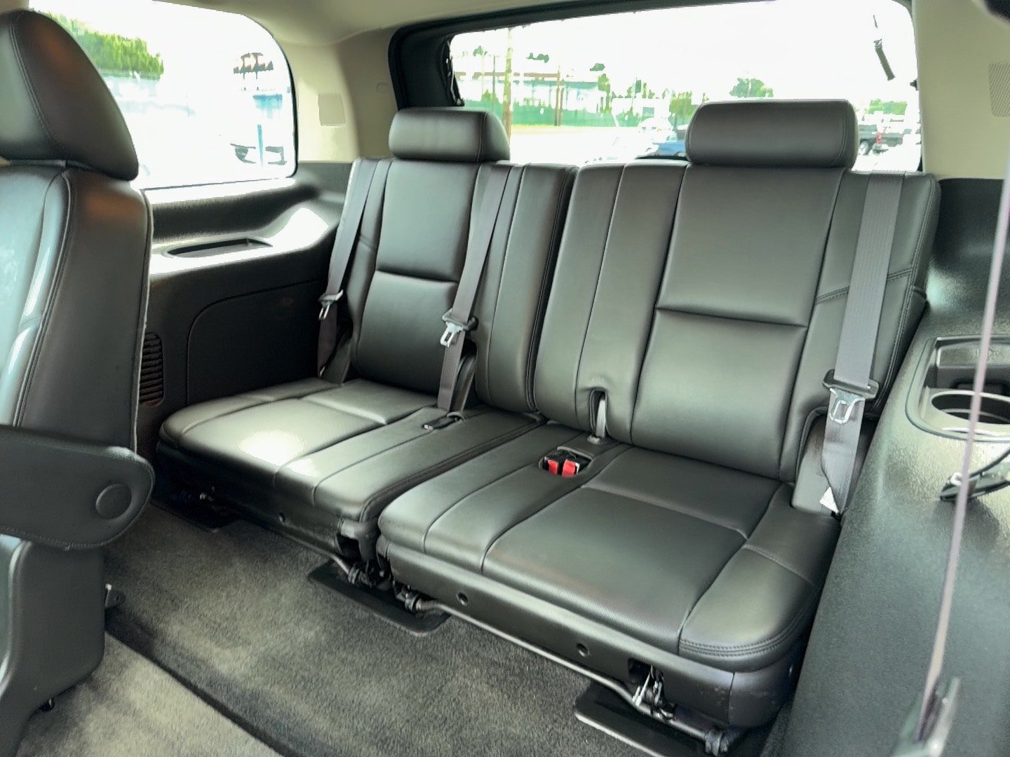 Used 2013 GMC Yukon Denali AWD/4WD image 18
