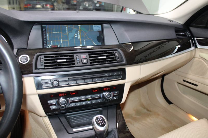 Used 2011 BMW 535i Sedan w/ Active Ventilated Seat Pkg RWD image 28