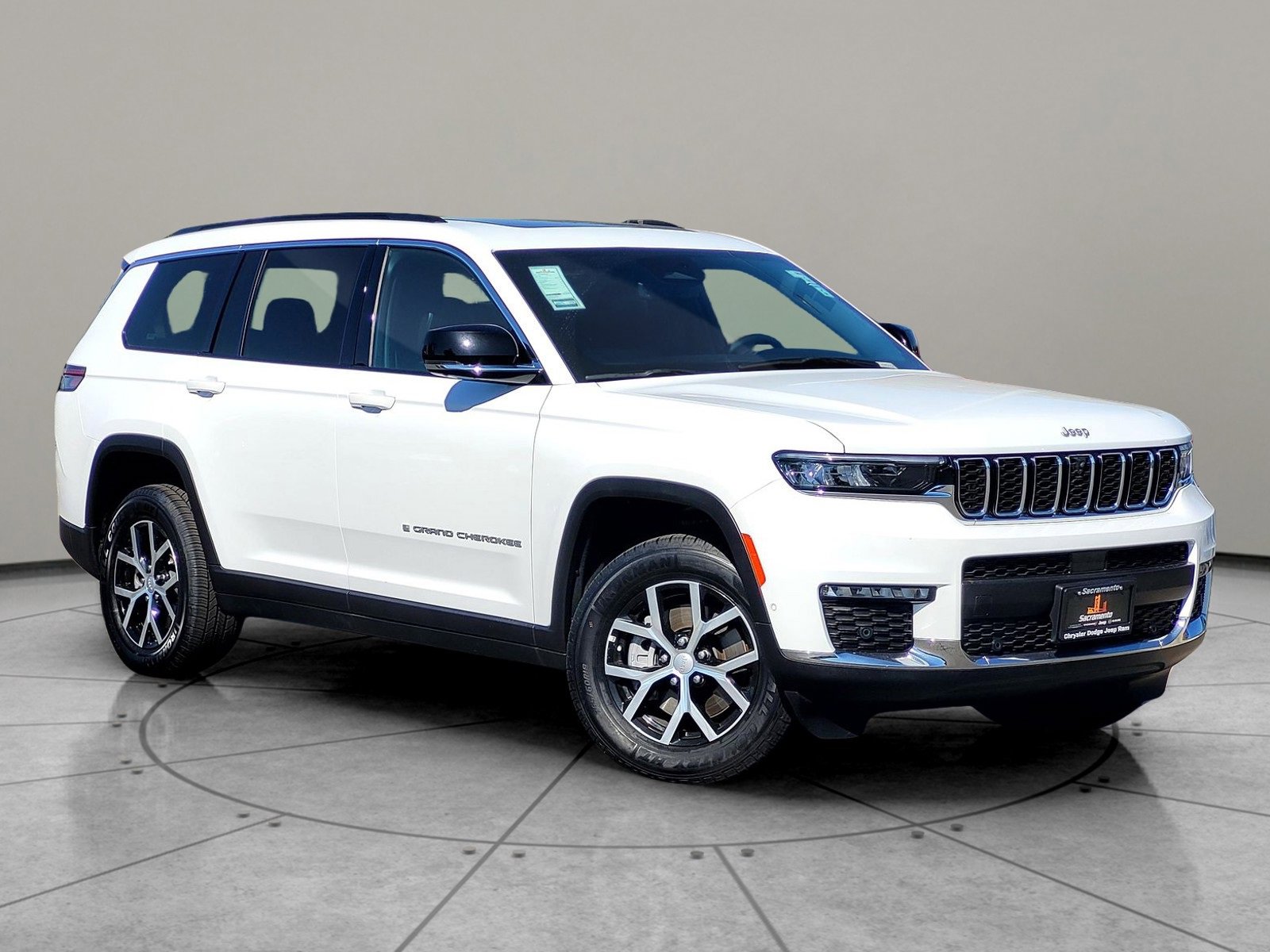 Used 2024 Jeep Grand Cherokee L Limited w/ Luxury Tech Group II