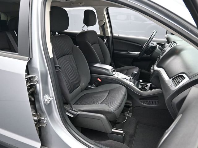 Used 2018 Dodge Journey SE w/ Popular Equipment Group image 28