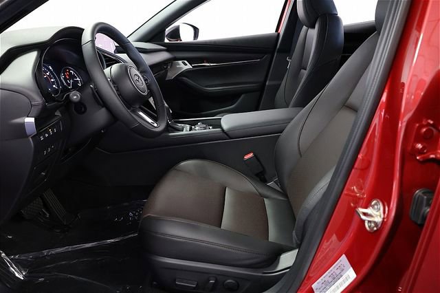 New 2026 MAZDA MAZDA3 Hatchback w/Premium Plus Pkg image 23
