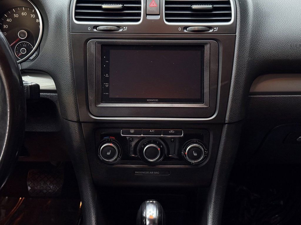 Used 2013 Volkswagen Golf TDI image 23