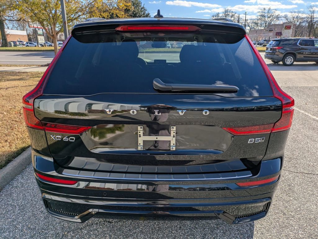 New 2026 Volvo XC60 B5 Ultra w/ Protection Package Premier AWD/4WD image 5