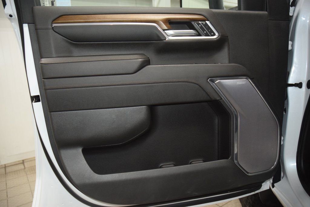 Used 2024 Chevrolet Silverado 2500 High Country w/ Technology Package image 51