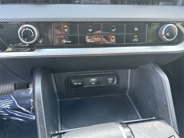 Used 2023 Kia Sportage LX image 17