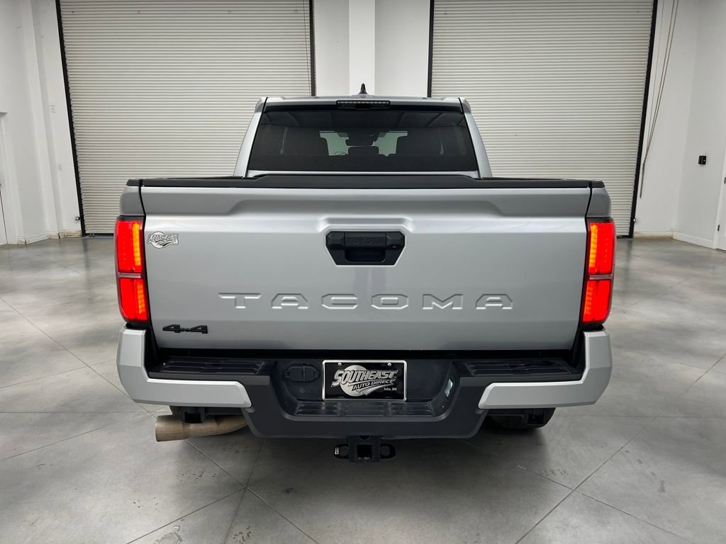 Used 2024 Toyota Tacoma TRD Off-Road AWD/4WD image 6