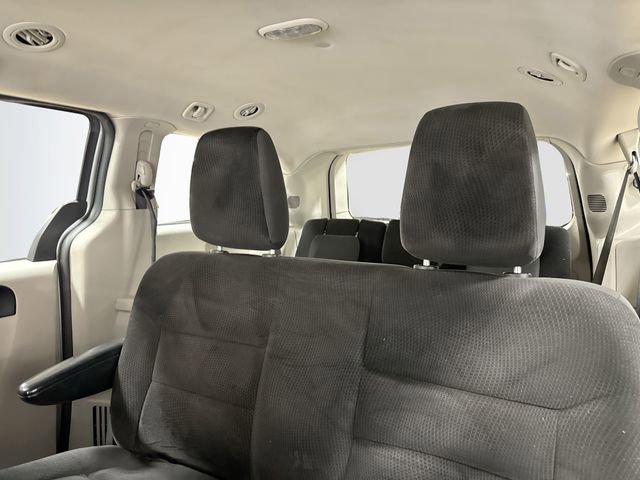 Used 2019 Dodge Grand Caravan SE image 19