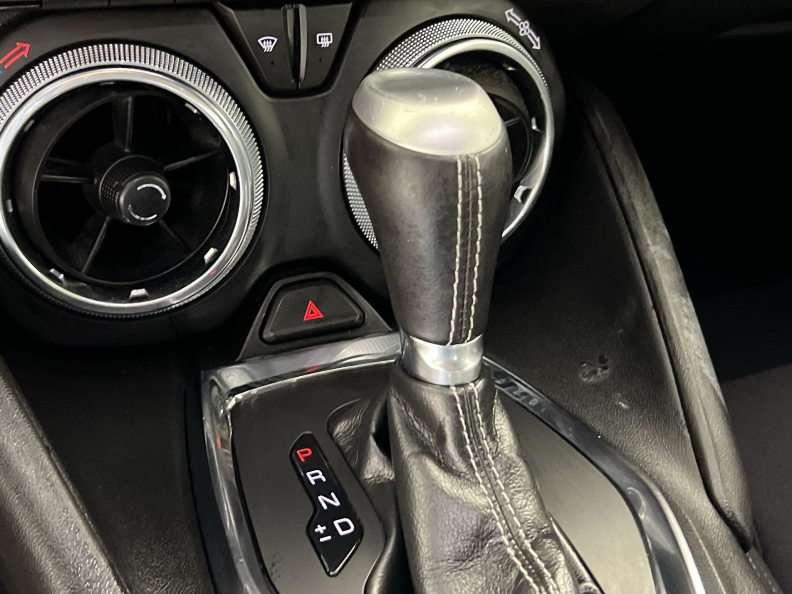 Used 2021 Chevrolet Camaro LT RWD image 23