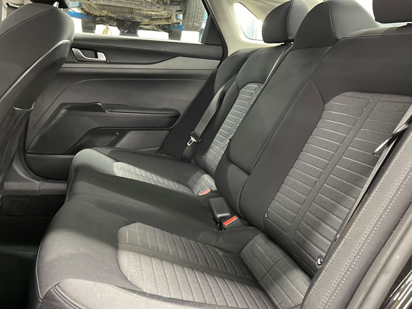 Used 2025 Kia K5 LXS image 8