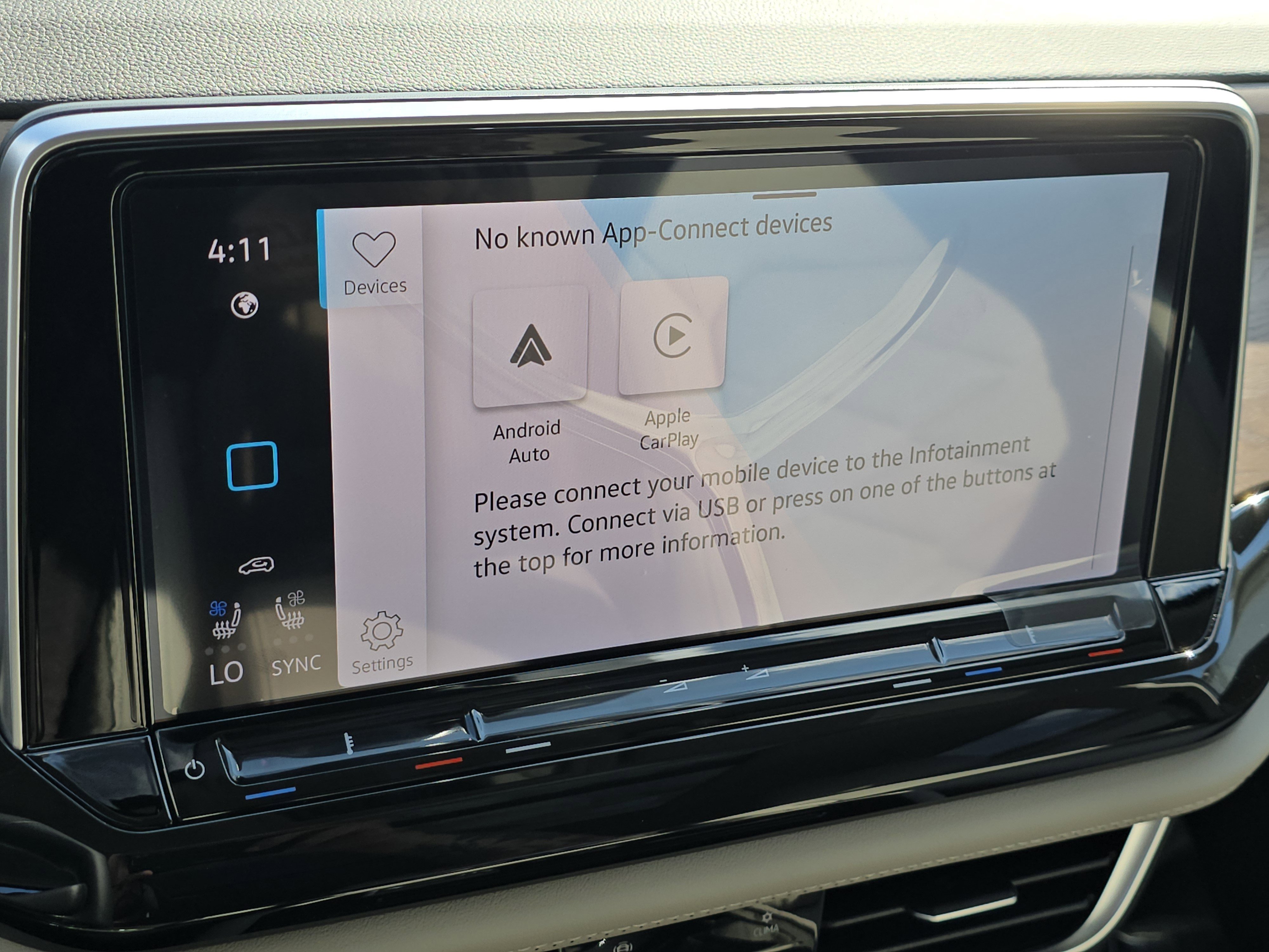 New 2026 Volkswagen Atlas SE image 10