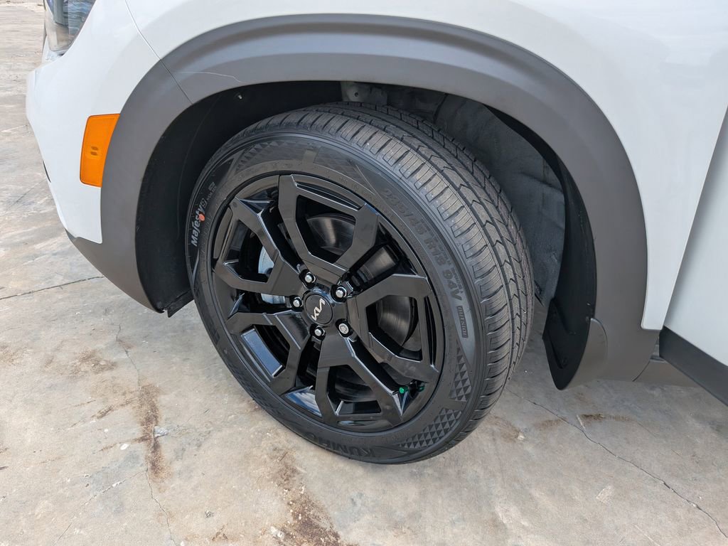 Certified 2024 Kia Seltos X-Line AWD/4WD image 36