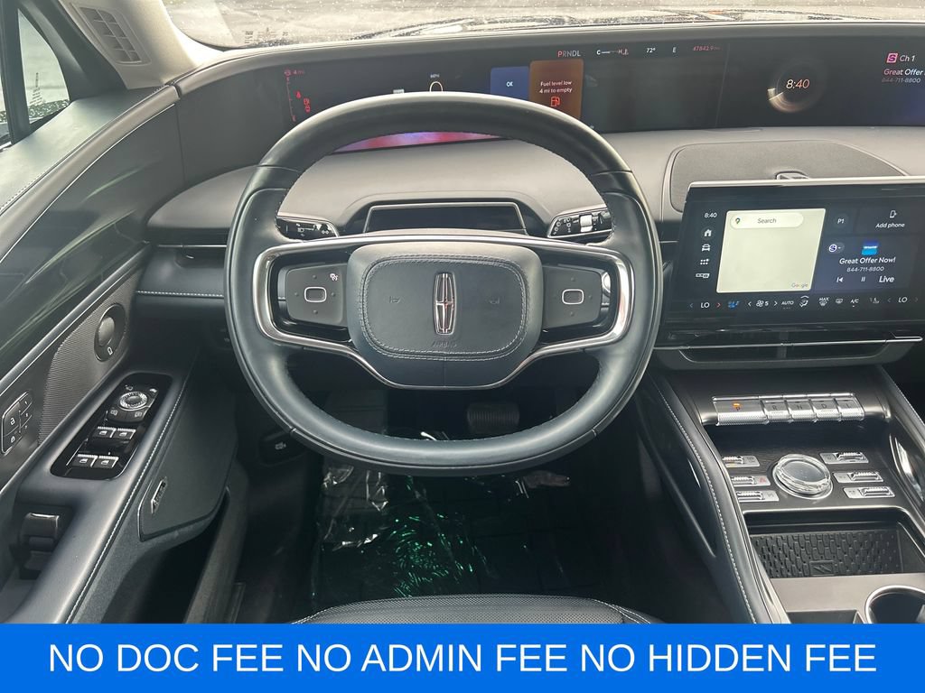 Used 2025 Lincoln Nautilus Reserve AWD/4WD image 15