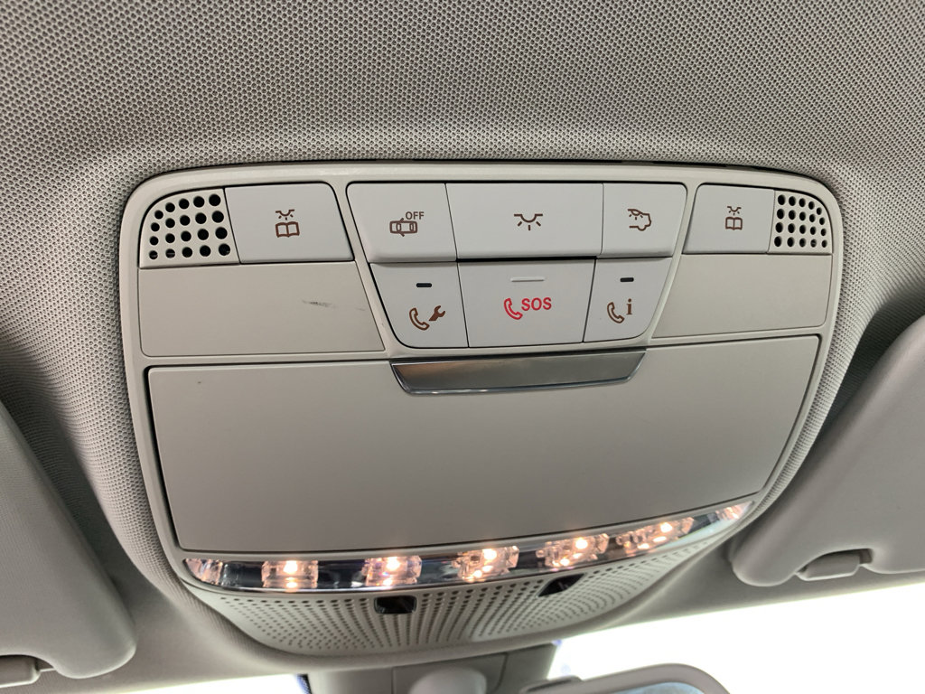 Used 2017 Mercedes-Benz C 300 4MATIC Sedan image 29