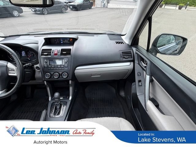 Used 2015 Subaru Forester 2.5i Touring AWD/4WD image 27