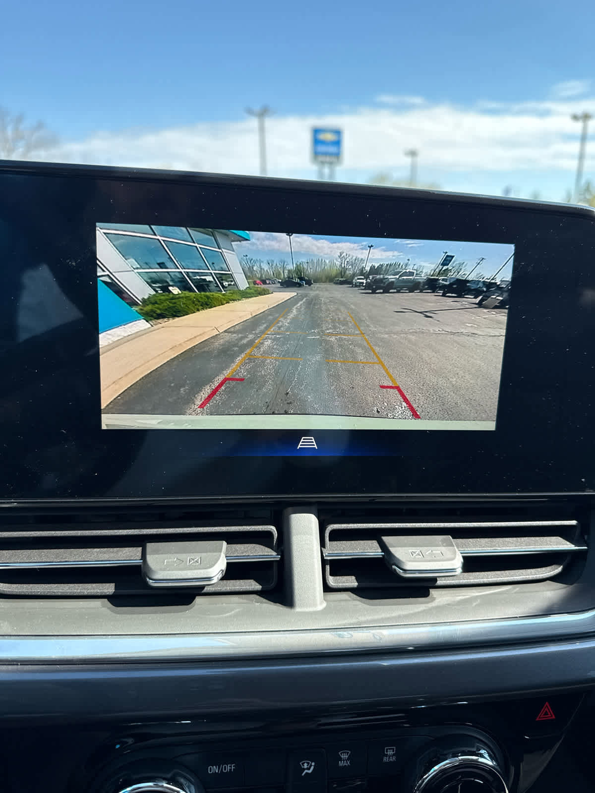 New 2026 Chevrolet Trax ACTIV FWD image 16