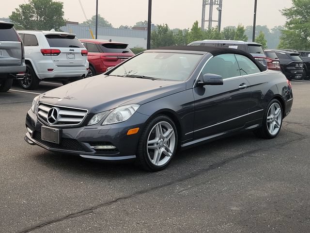 Used 2012 Mercedes-Benz E 550 Cabriolet image 2