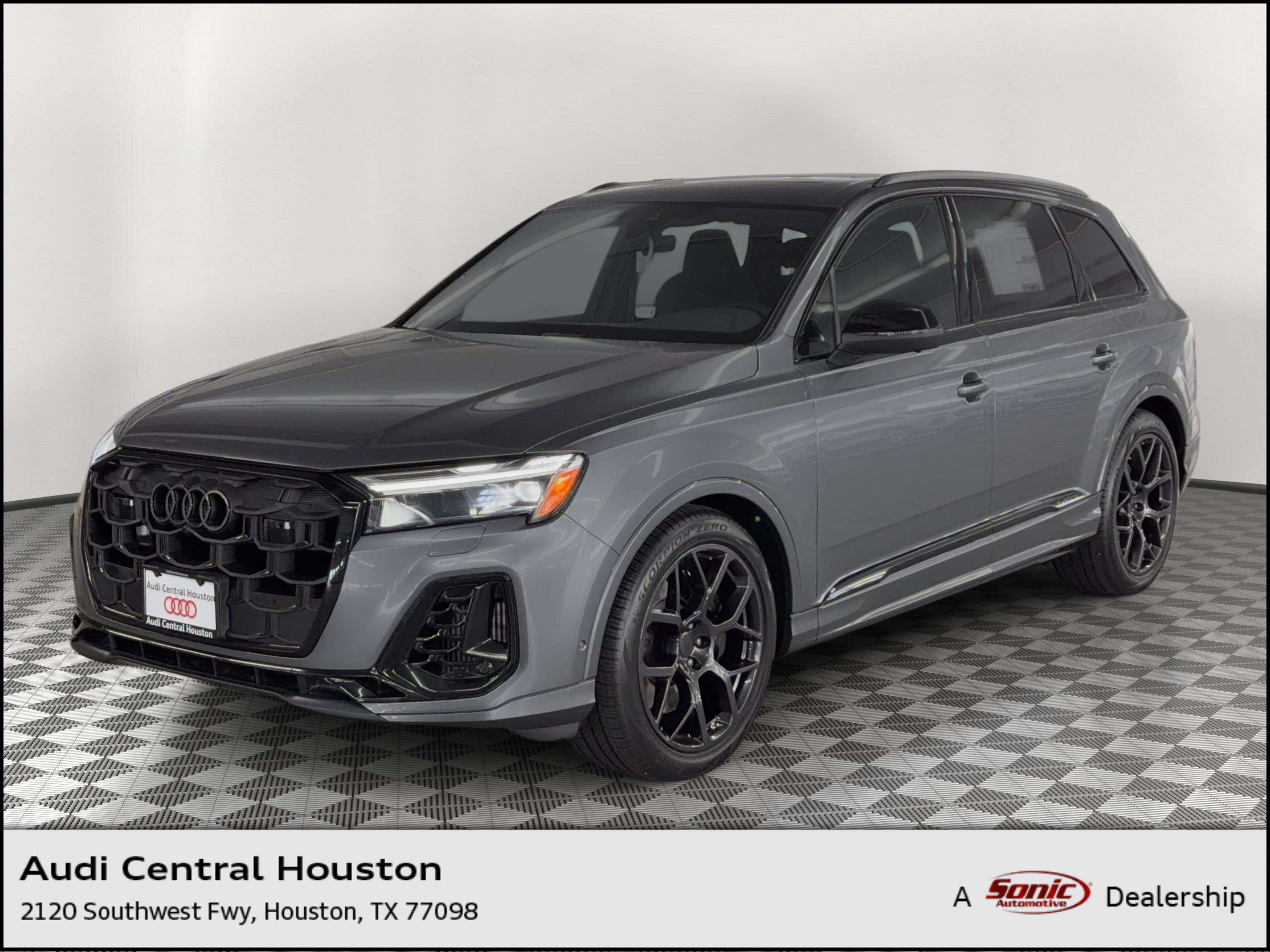 New 2026 Audi SQ7 Premium Plus