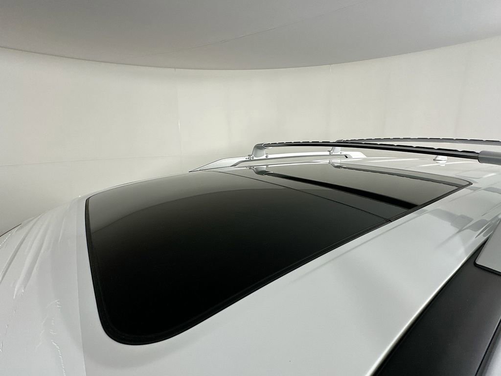 New 2025 Nissan Pathfinder Platinum w/ Cargo Package image 30