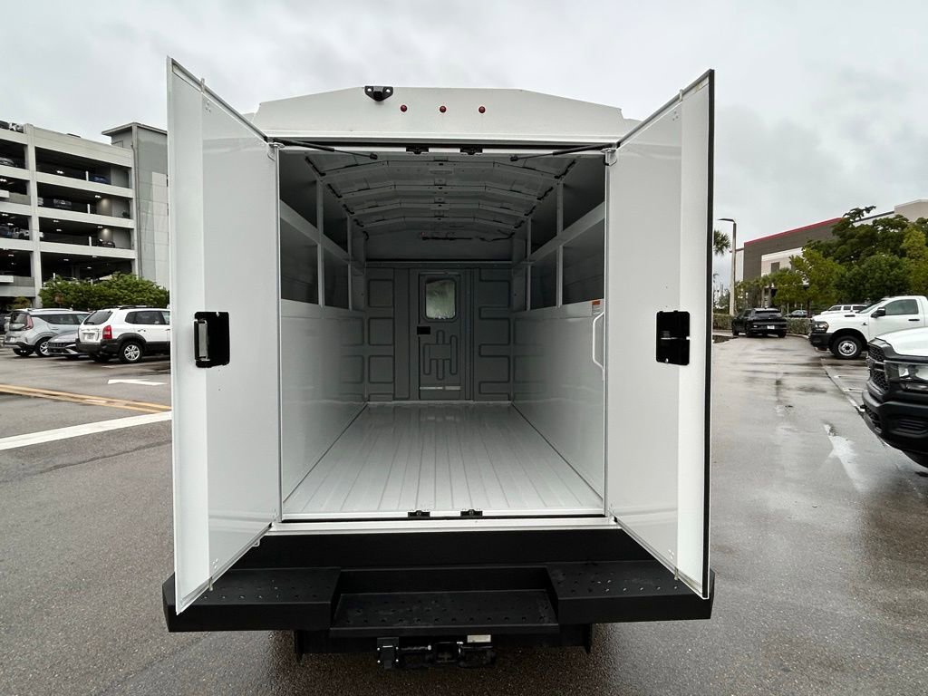 New 2025 Chevrolet Express 3500 w/ Power Convenience Package image 24