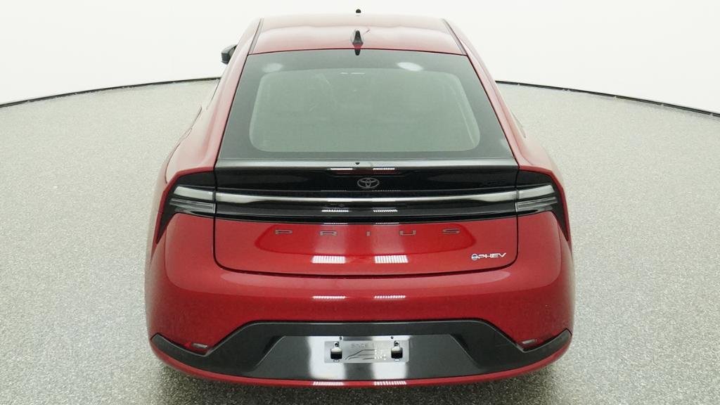 New 2026 Toyota Prius Plug-In Hybrid FWD image 5