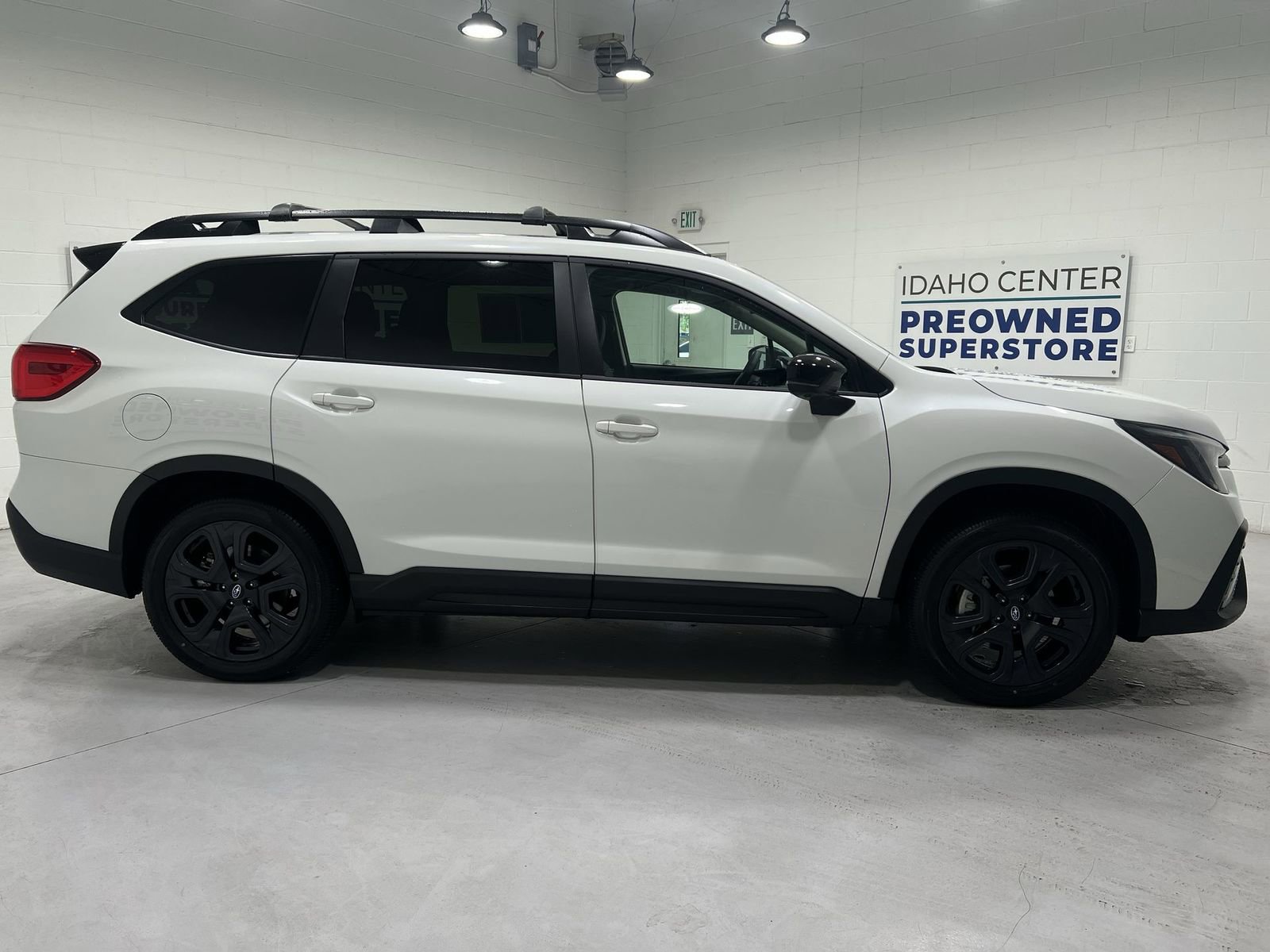 Certified 2025 Subaru Ascent Bronze Edition w/ Popular Package #2 AWD/4WD image 9