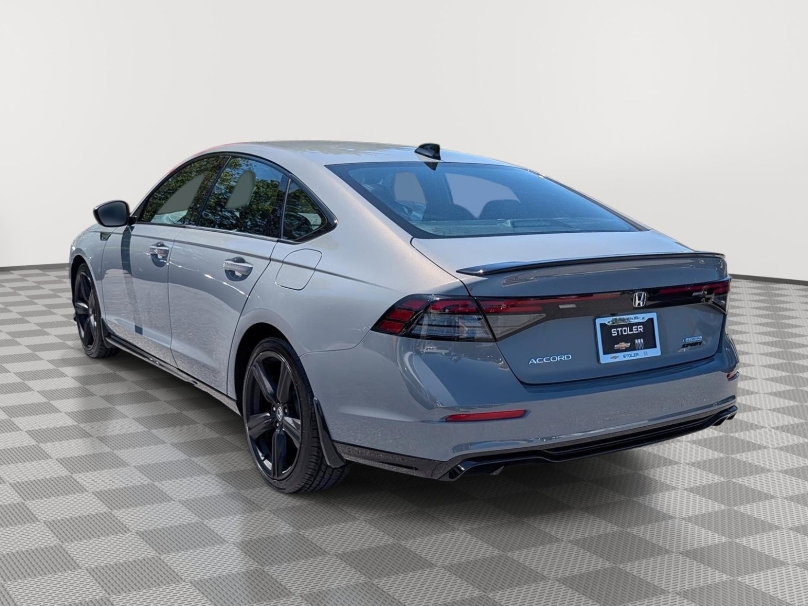 Used 2023 Honda Accord Sport image 3