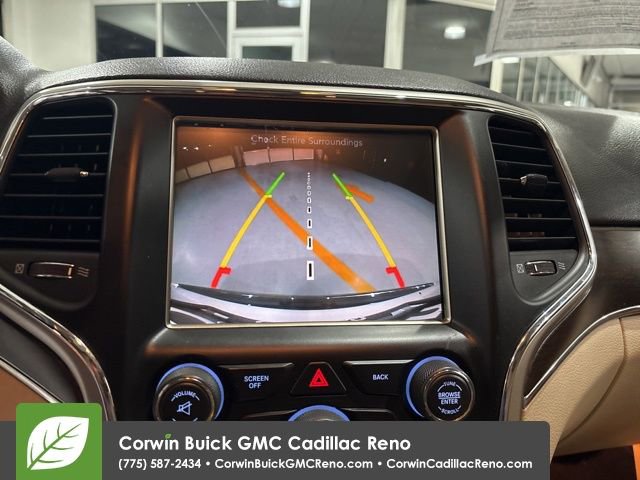 Used 2014 Jeep Grand Cherokee Limited w/ Luxury Group II image 21