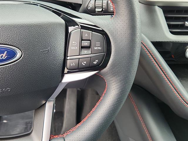 Used 2025 Ford Explorer ST-Line w/ ST-Line Street Pack image 17