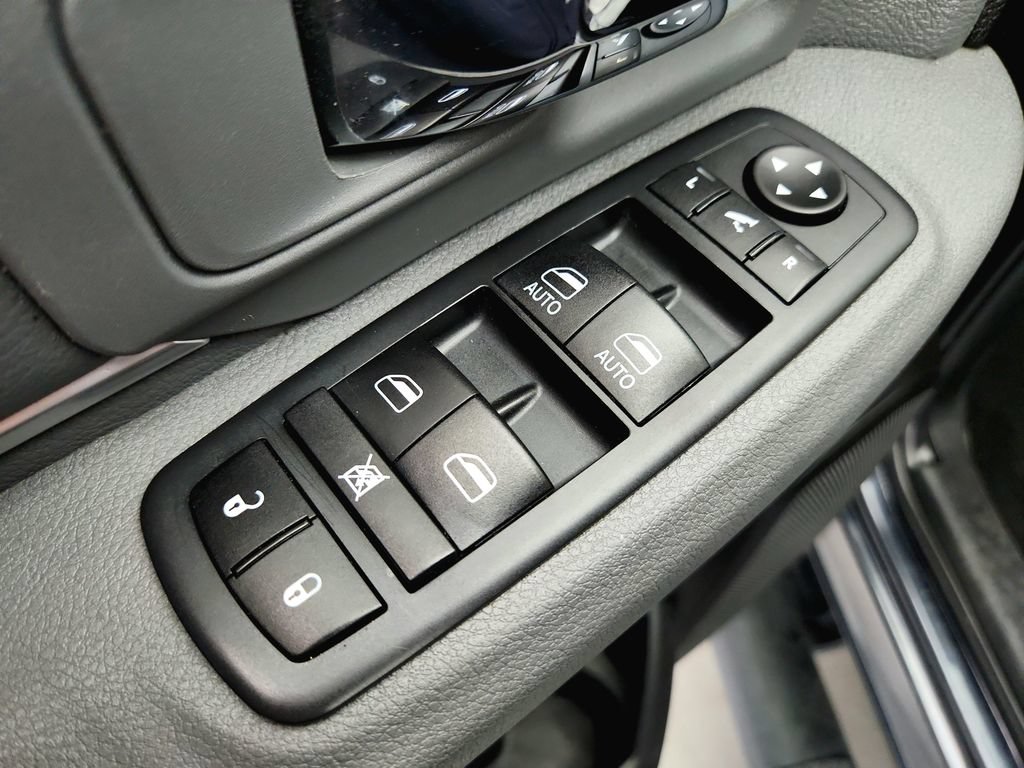 Used 2020 RAM 1500 Warlock AWD/4WD image 19