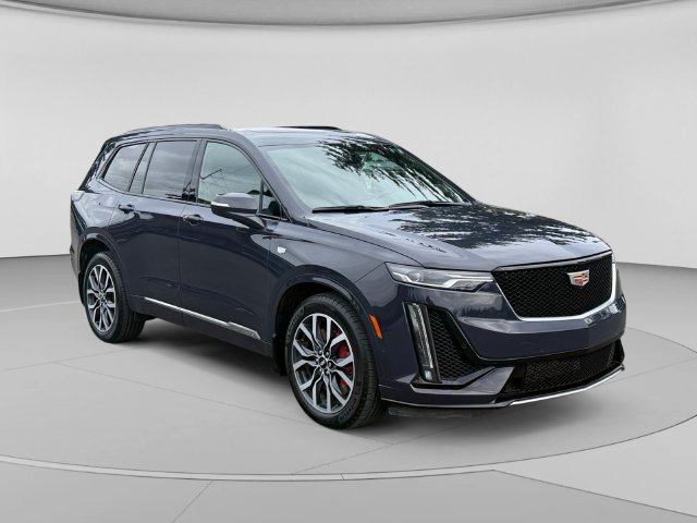 Used 2024 Cadillac XT6 Sport w/ Technology Package AWD/4WD image 7