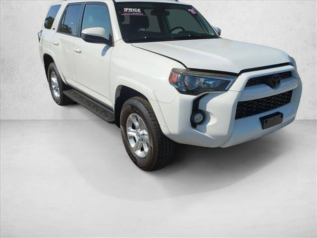 Used 2015 Toyota 4Runner SR5 AWD/4WD image 5