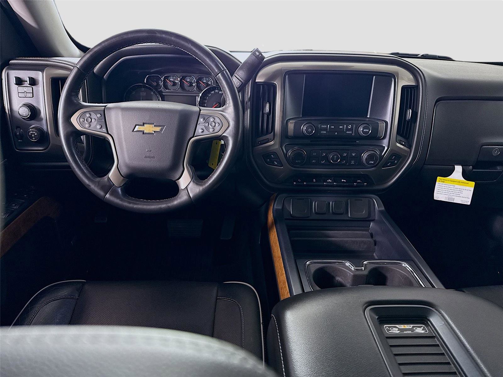 Used 2017 Chevrolet Silverado 1500 High Country image 2