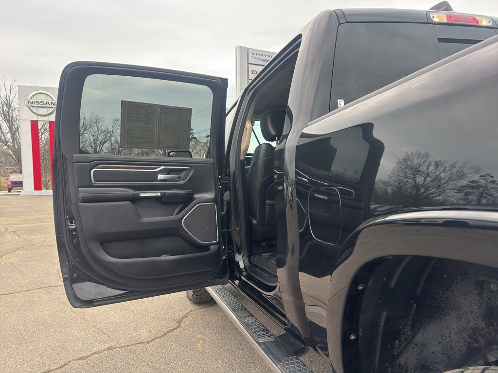 Used 2019 RAM 1500 Laramie image 19