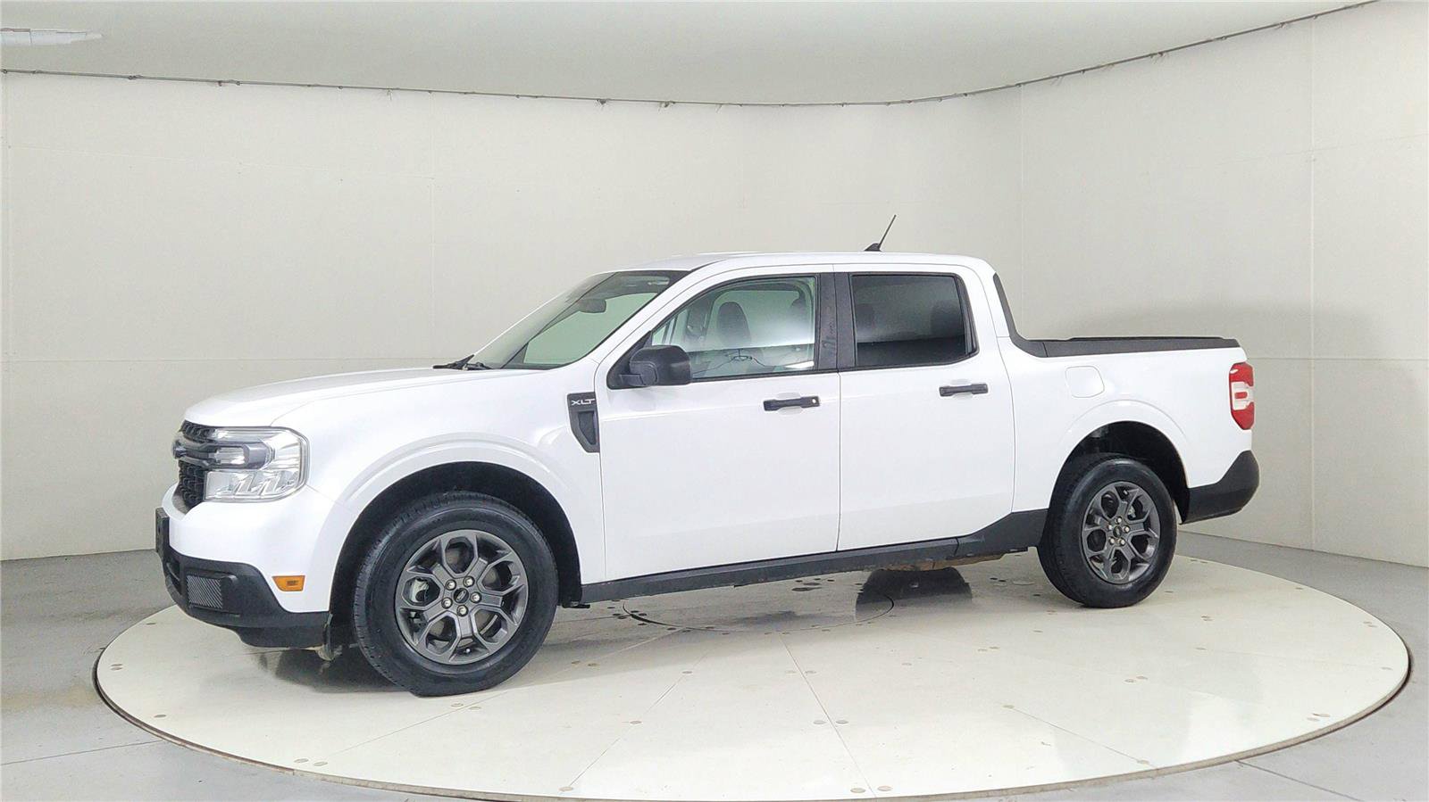 Used 2024 Ford Maverick XLT w/ Equipment Group 300A Standard image 3