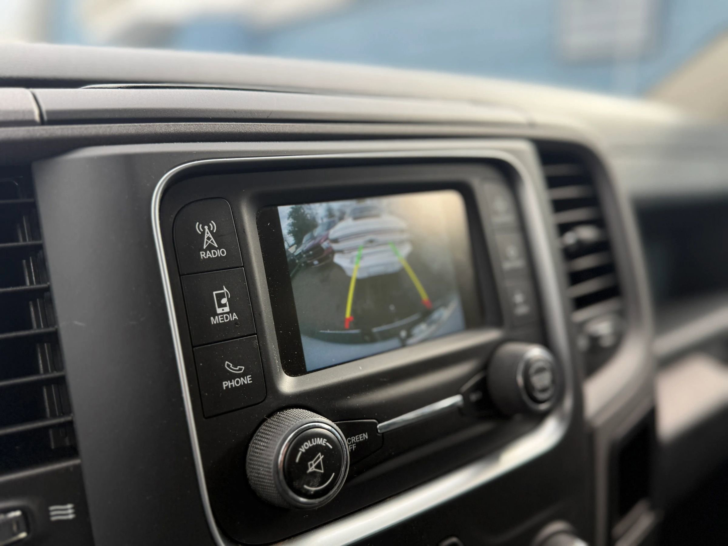 Used 2018 RAM 2500 Tradesman w/ Chrome Appearance Group image 28