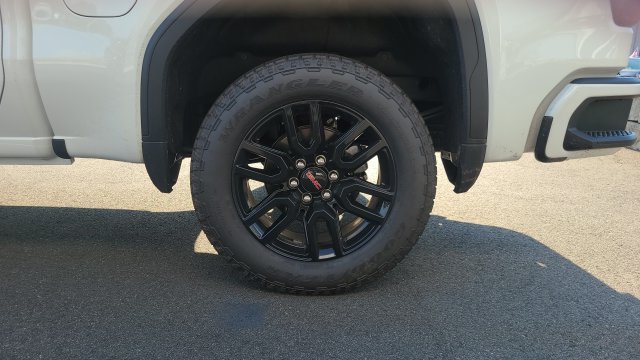 New 2026 GMC Sierra 1500 Pro w/ Graphite Edition AWD/4WD image 9