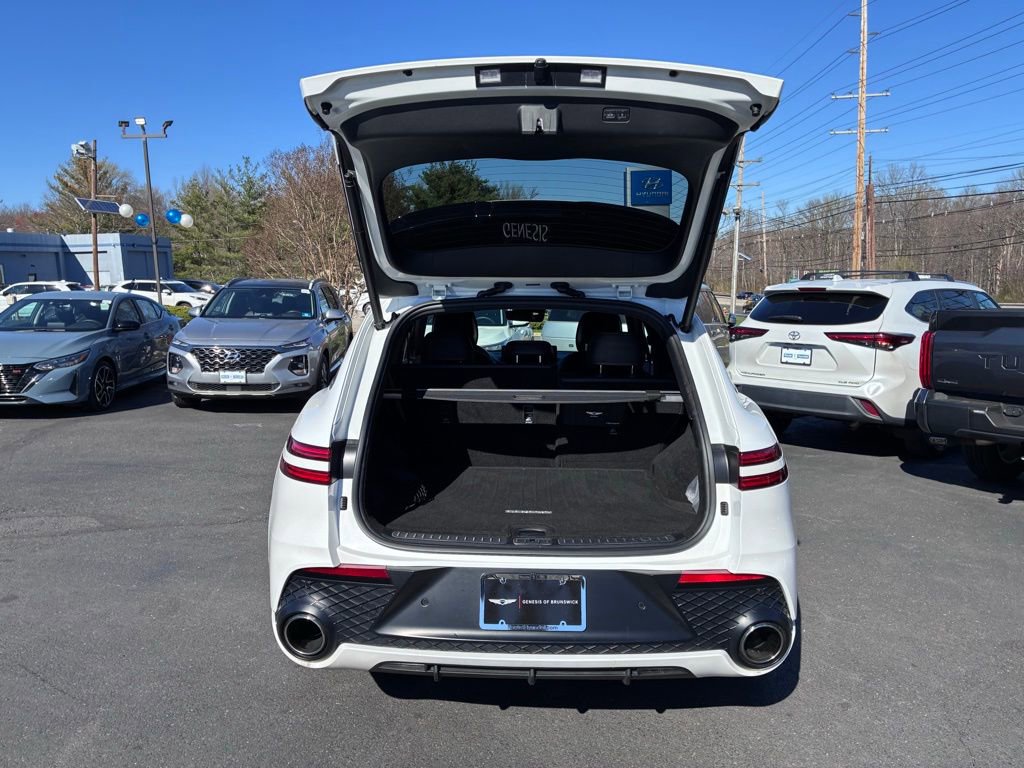 Used 2025 Genesis GV70 3.5T Sport w/ Sport Advanced Package image 11