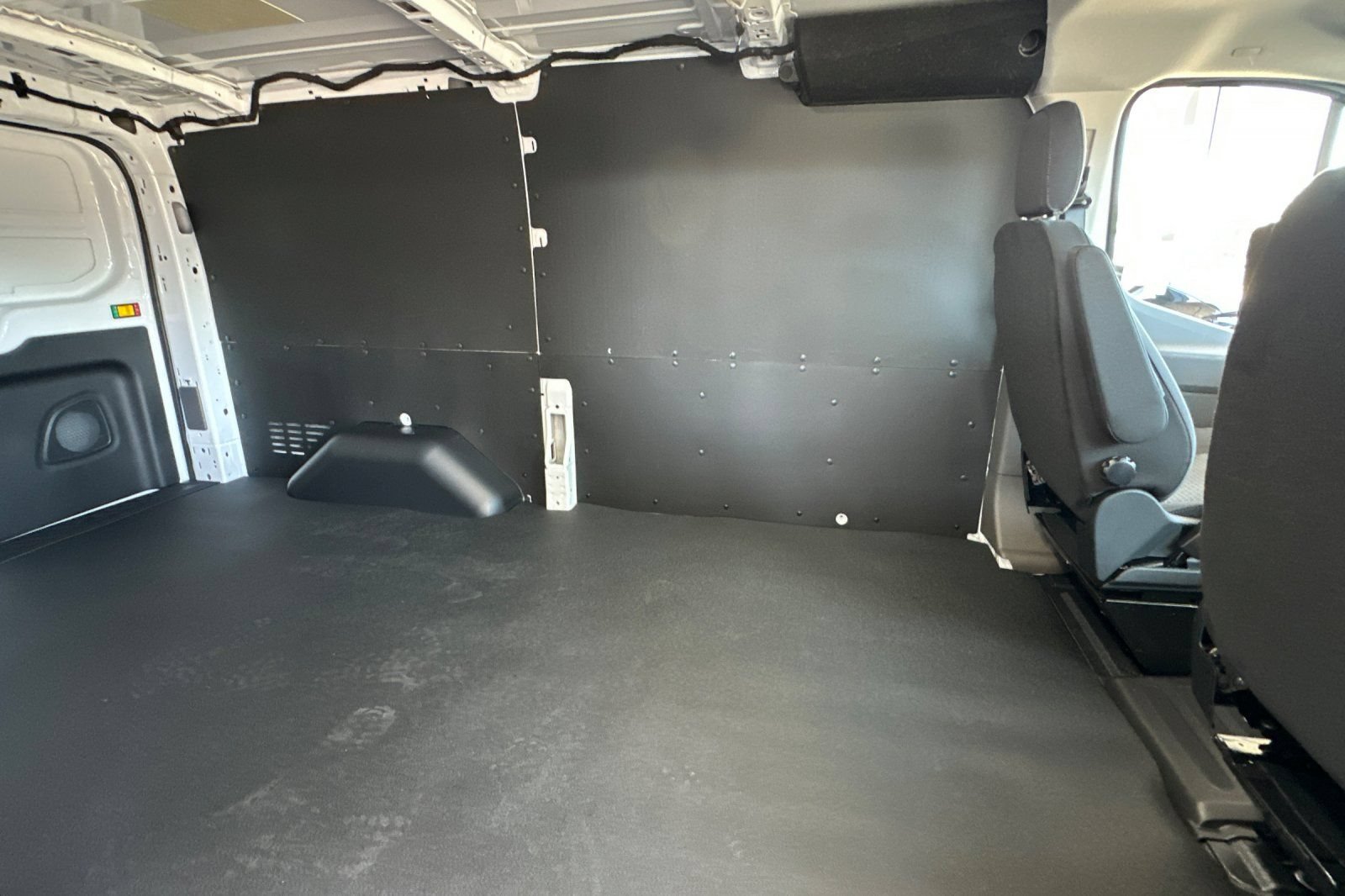New 2026 Ford Transit 150 Low Roof w/ Load Area Protection Package RWD image 11