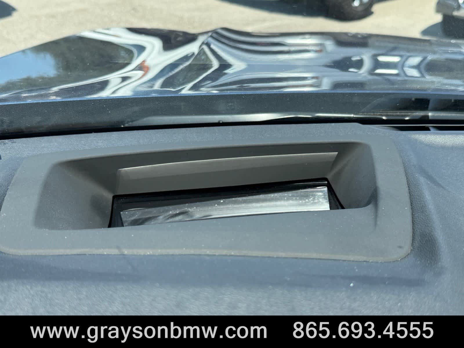 Used 2025 BMW X4 xDrive30i AWD/4WD image 33