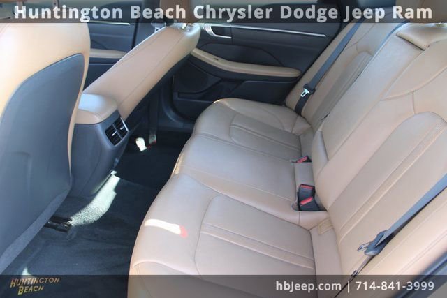 Used 2022 Hyundai Sonata Limited w/ Winter Weather Package image 19