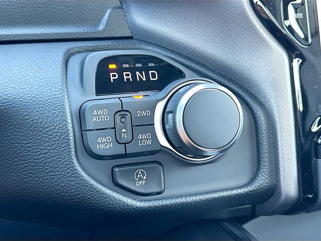 New 2026 RAM 1500 4x4 Crew Cab image 12