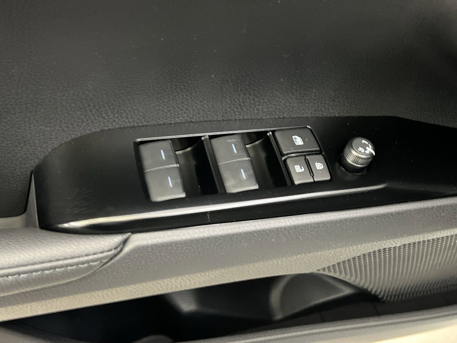 New 2026 Toyota Camry XSE image 10